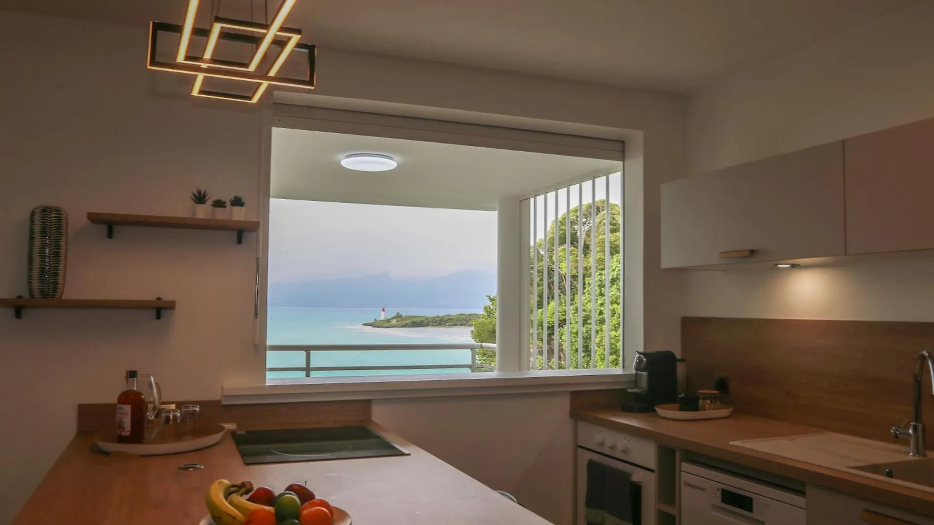 Апартаменты La Vue Du Phare - Appartement Neuf Avec Vue Imprenable Et Acces Crique Ле-Гозье